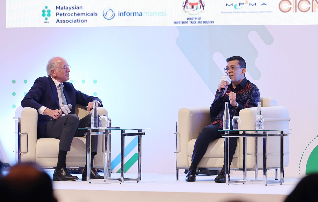 Community experience activation